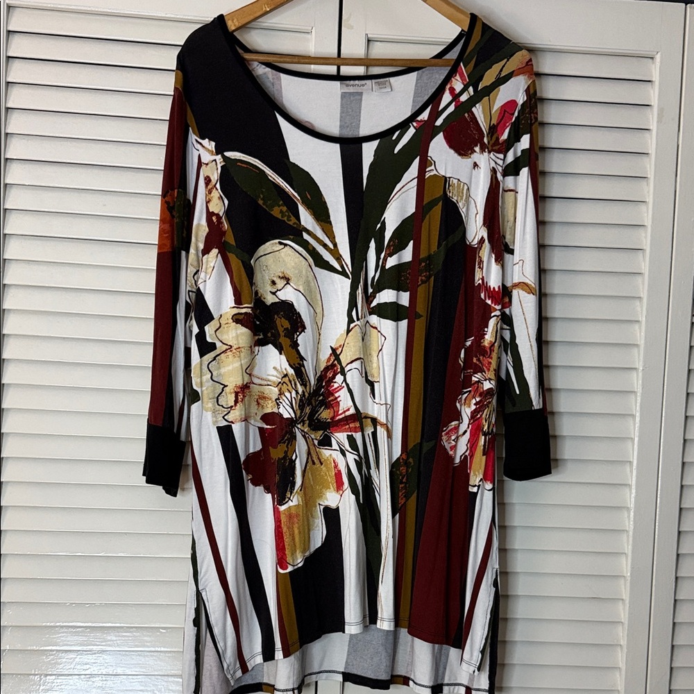 Avenue Multicolor Floral Tunic Top